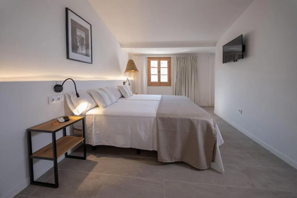 Room, Hotel Tres Tocs, Menorca