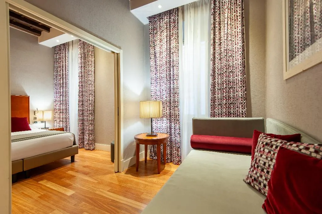 JUNIOR SUITE STANDARD Room, Delle Nazioni, Rome