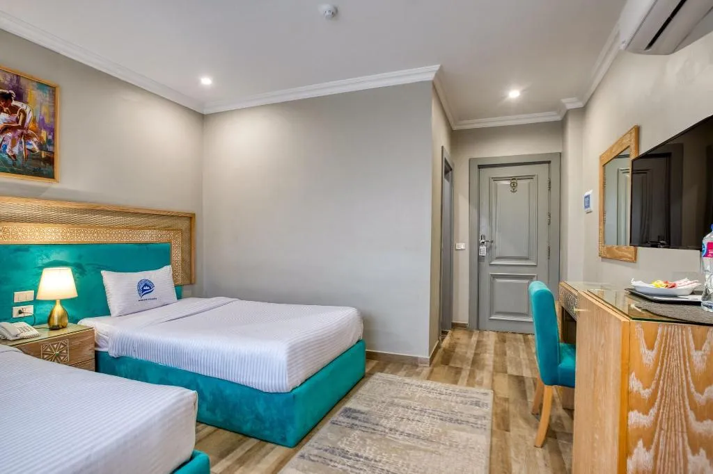 Room, Mamluk Pyramids Hotel, Cairo