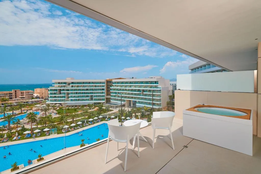 Terrace, Hipotels Playa de Palma Palace, Majorca