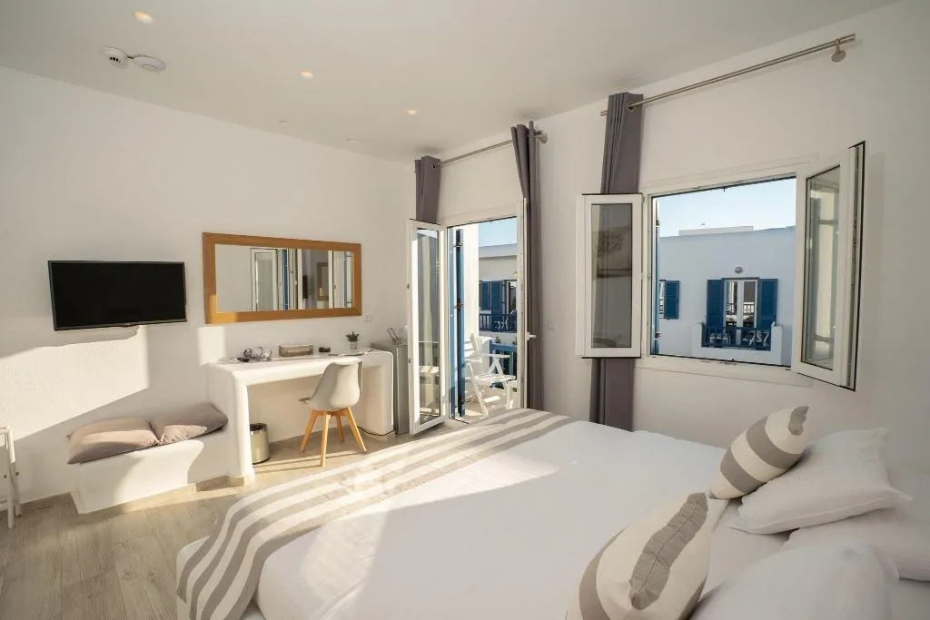 Double or Twin DELUXE GARDEN VIEW Room, Acrogiali, Mykonos