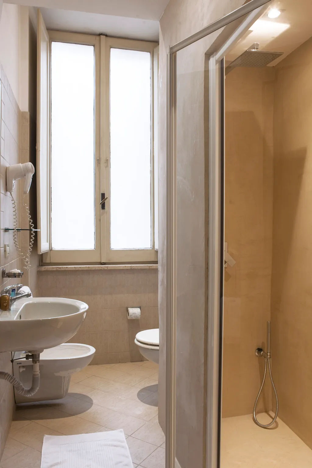 TRIPLE STANDARD Room, Hotel Terminal, Rome