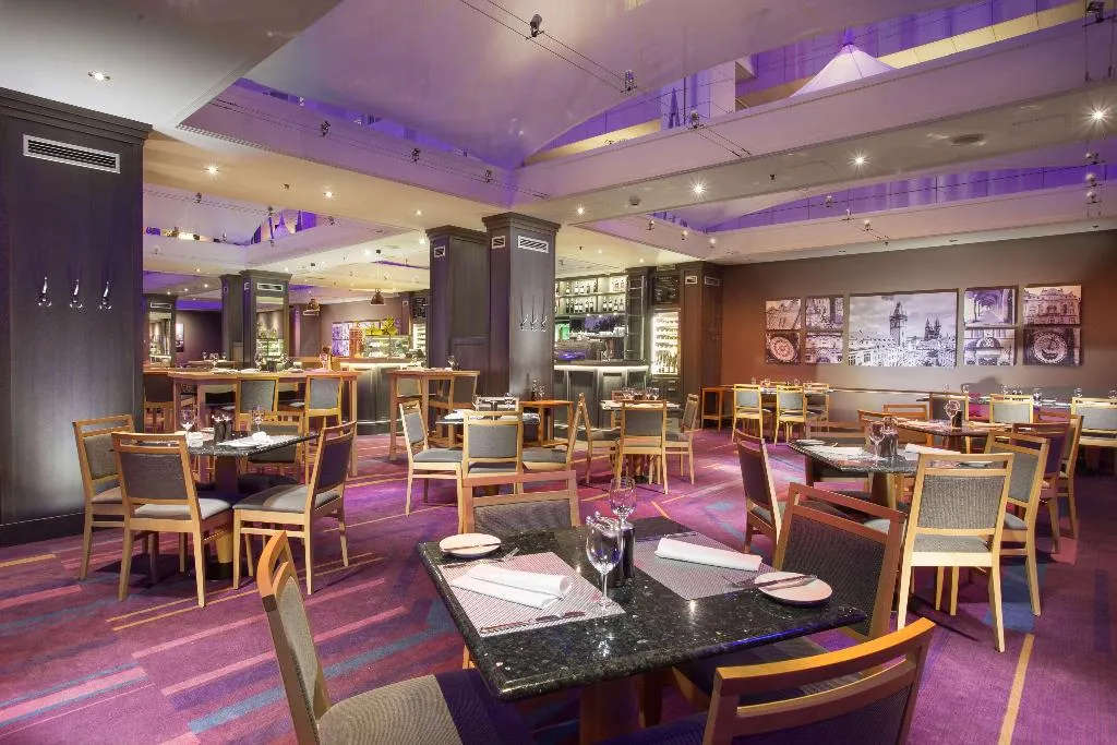Restaurant, Hilton Prague Atrium, Prague
