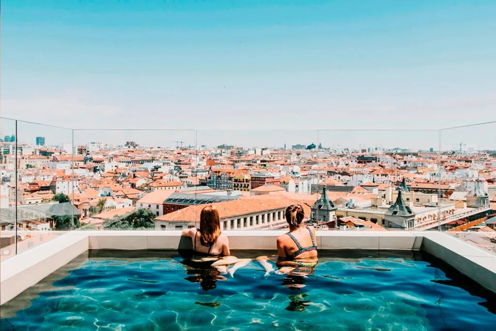 Sports and Entertainment, Dear Hotel Madrid, Madrid