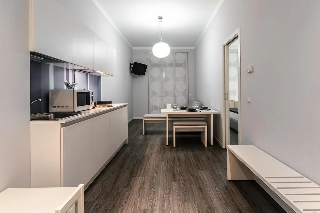 General view, Studio Inn De Angeli, Milan