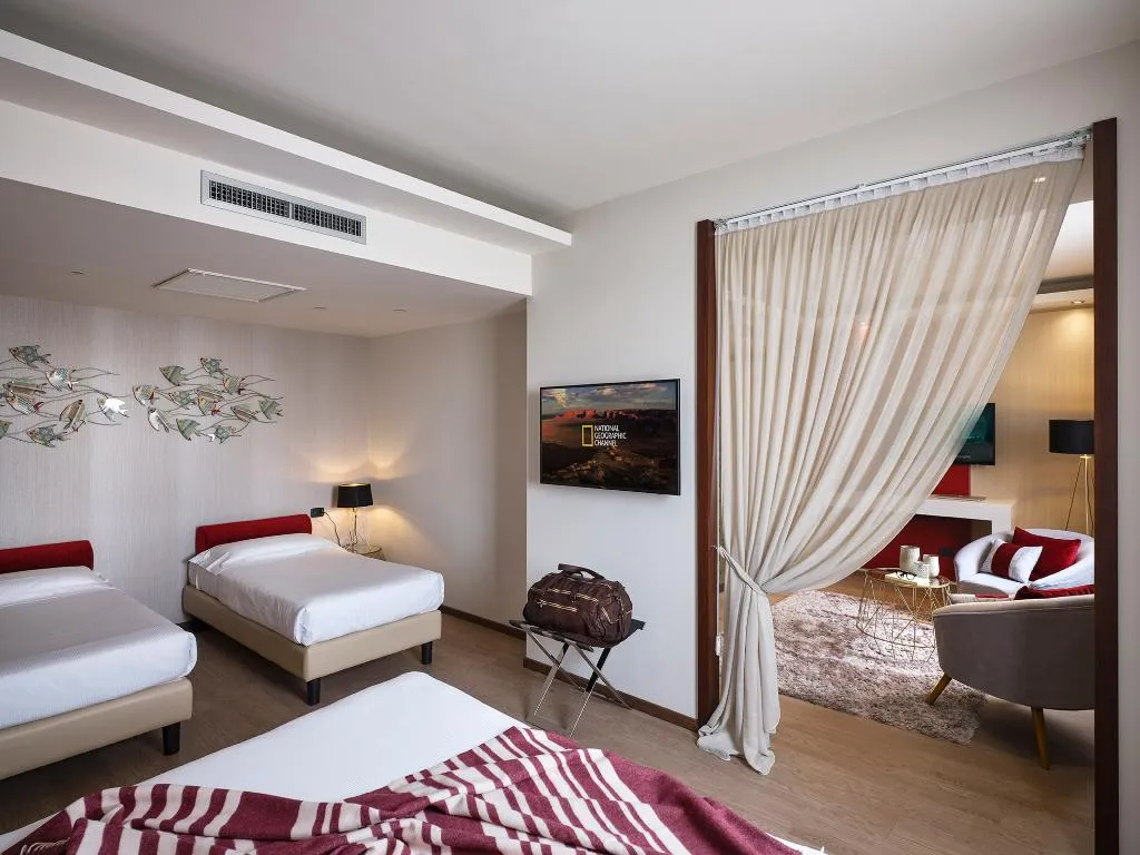 TRIPLE DELUXE Room, Winter Garden Hotel Bergamo Aeroporto, Milan