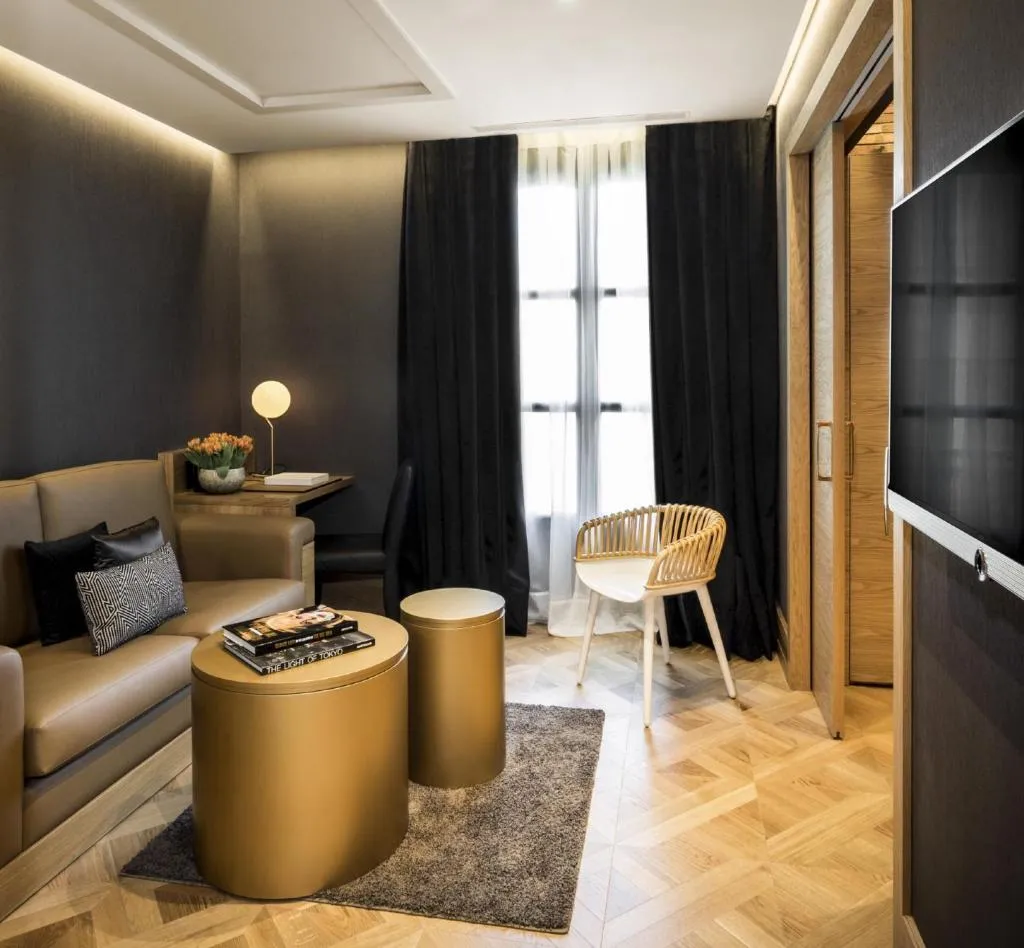 SUITE SUPERIOR CAPACITY 3 Room, Monument Hotel, Barcelona