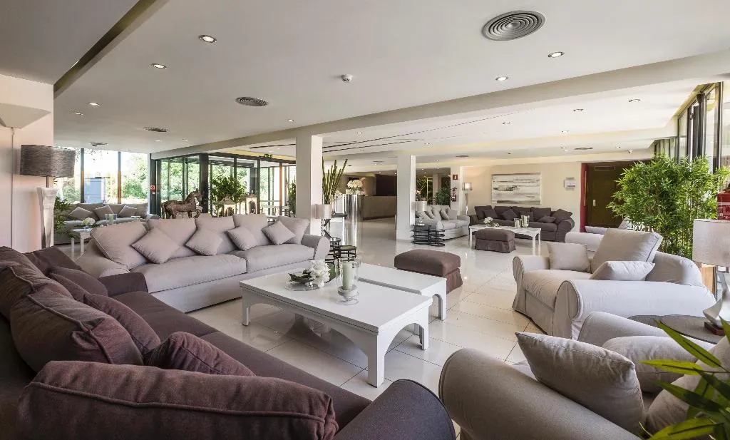 Lobby, Eden Park, Costa Brava