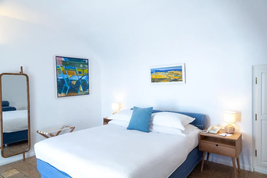 SUITE STANDARD Room, Pantelia Suites, Santorini