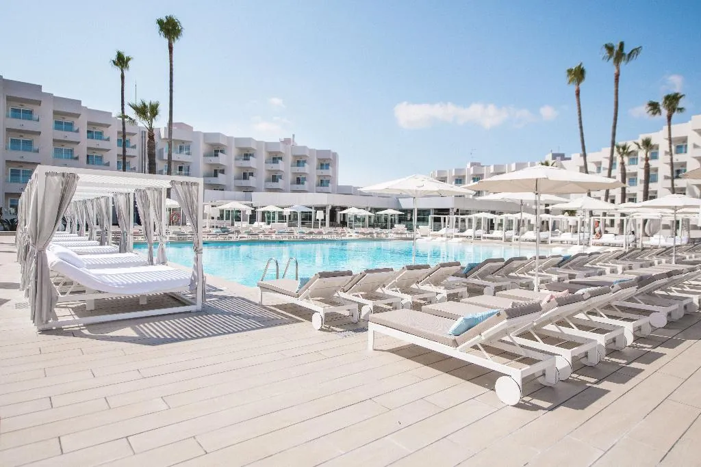 Pool, Hotel Garbi Ibiza & Spa, Ibiza