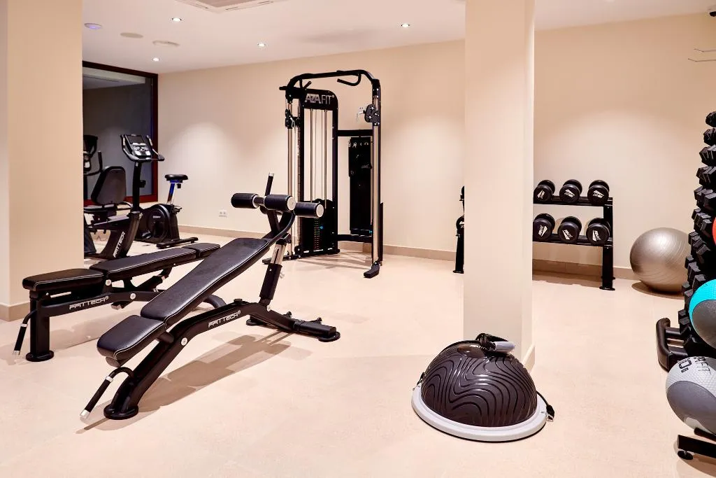 Sports and Entertainment, Apartamentos Ponent, Majorca
