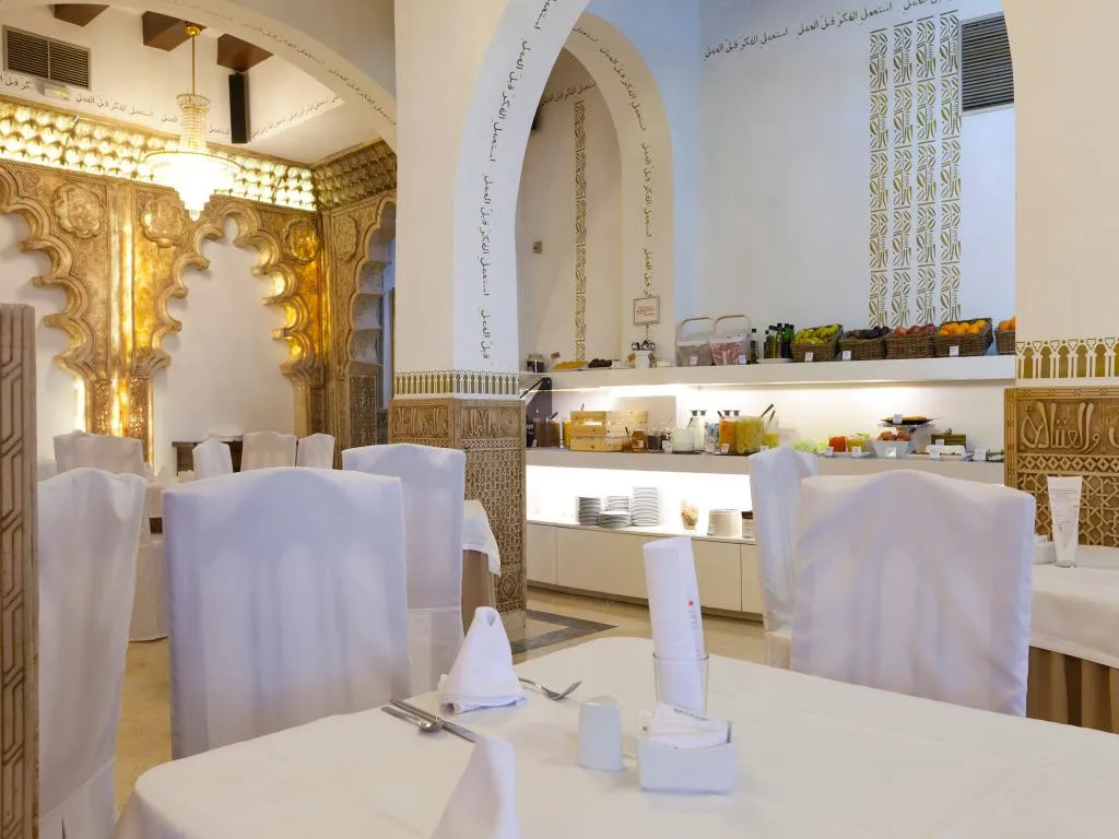 Restaurant, Carlos V, Madrid