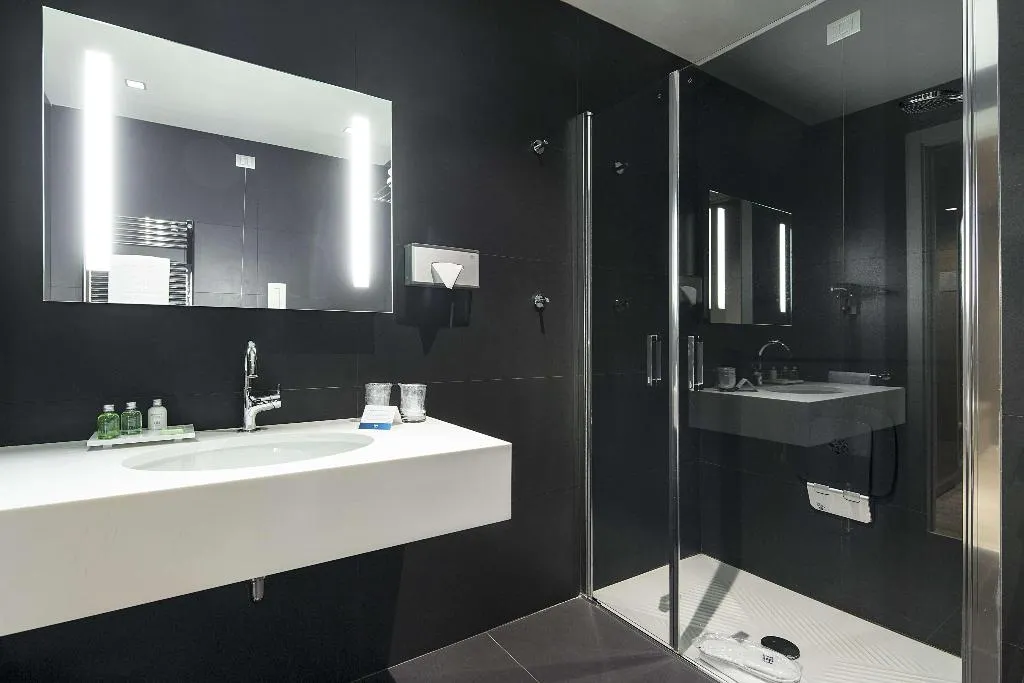 DOUBLE SINGLE USE SUPERIOR Room, NH Collection Milano Touring, Milan