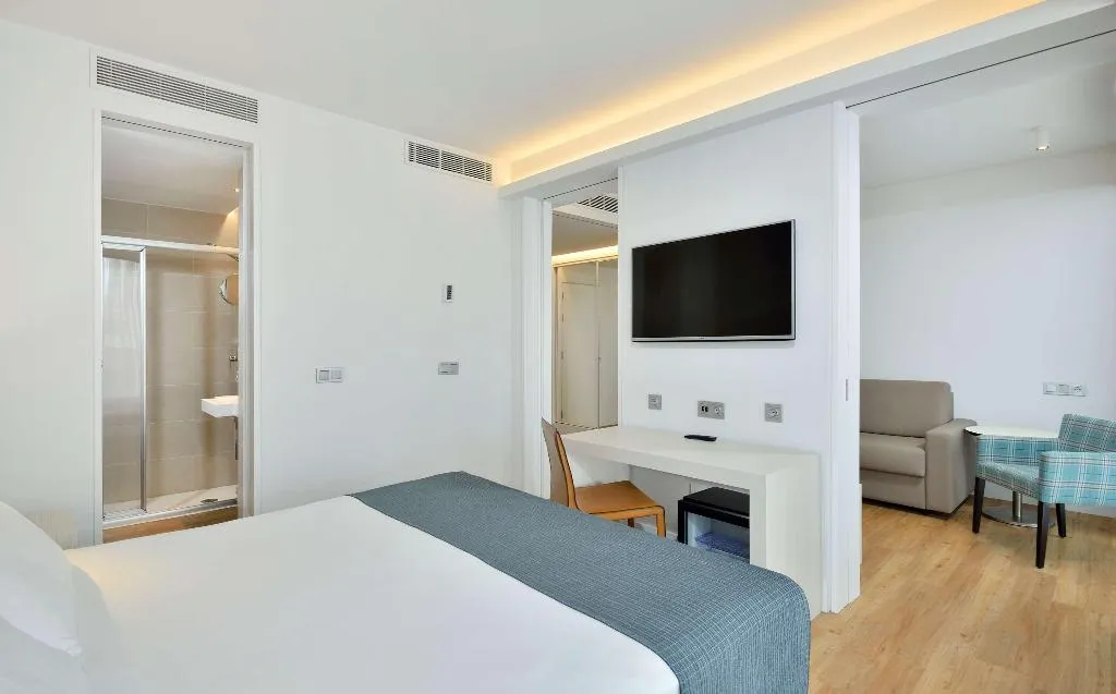 FAMILY ROOM STANDARD Room, Sol Torremolinos Don Pedro, Costa Del Sol