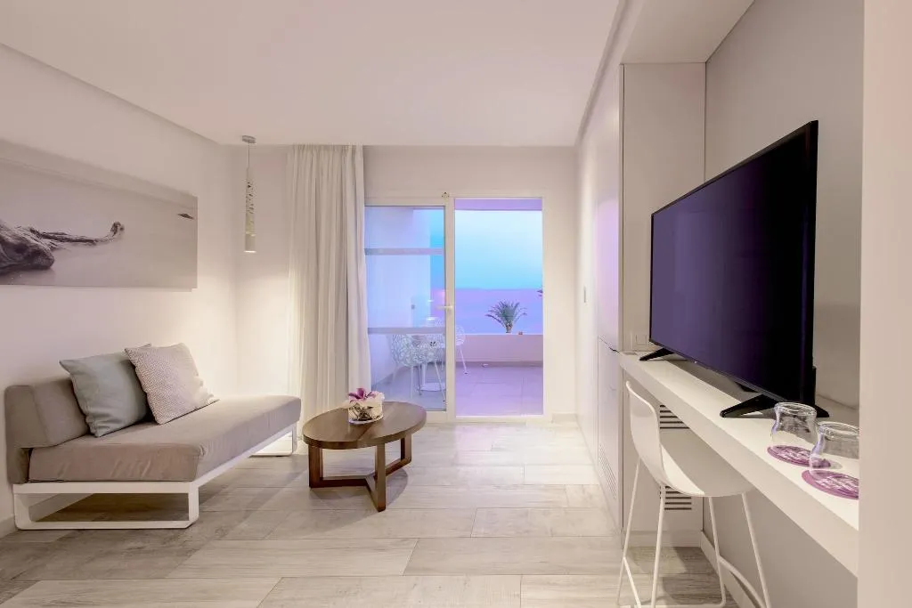 TWIN WITH TERRACE Room, Hotel Garbi Ibiza & Spa, Ibiza