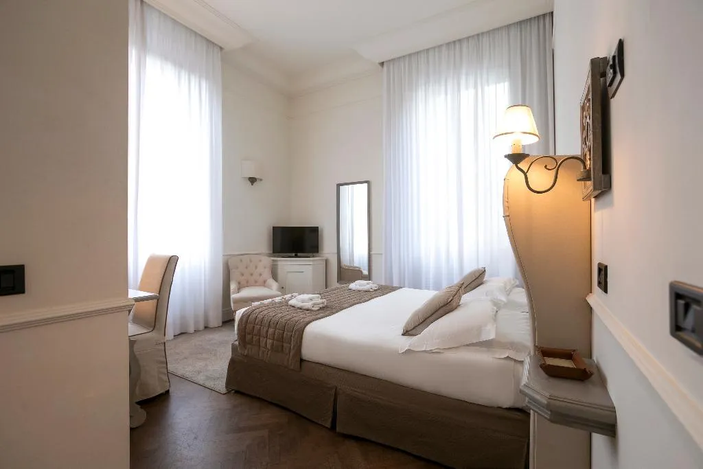 DOUBLE CLASSIC Room, Palazzo Lorenzo Hotel Boutique & Spa, Florence