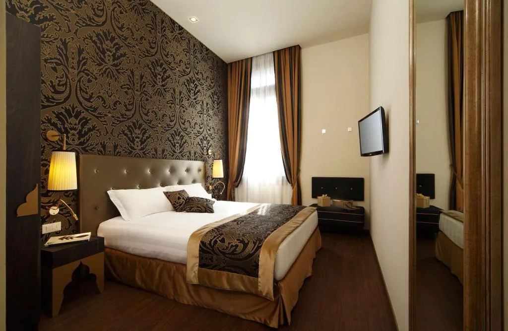 Room, Arcadia, Venice