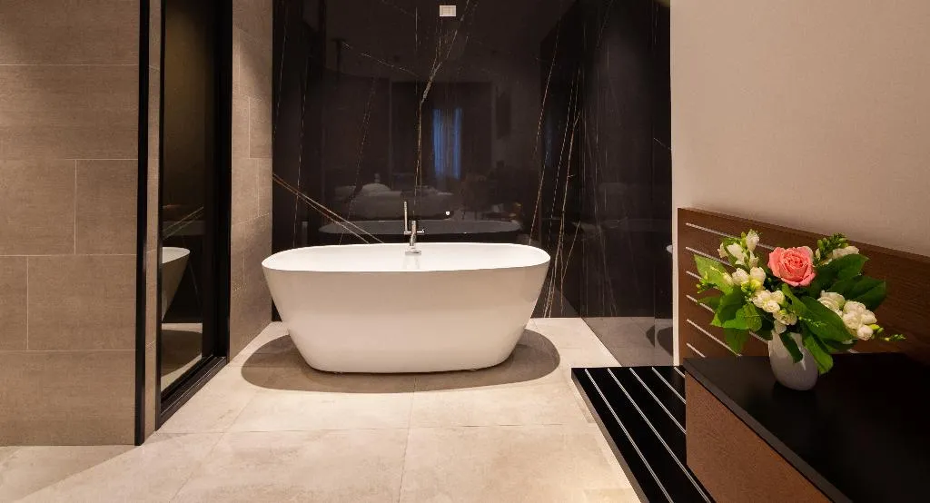 DOUBLE DELUXE Room, The Corner Duomo Hotel, Naples