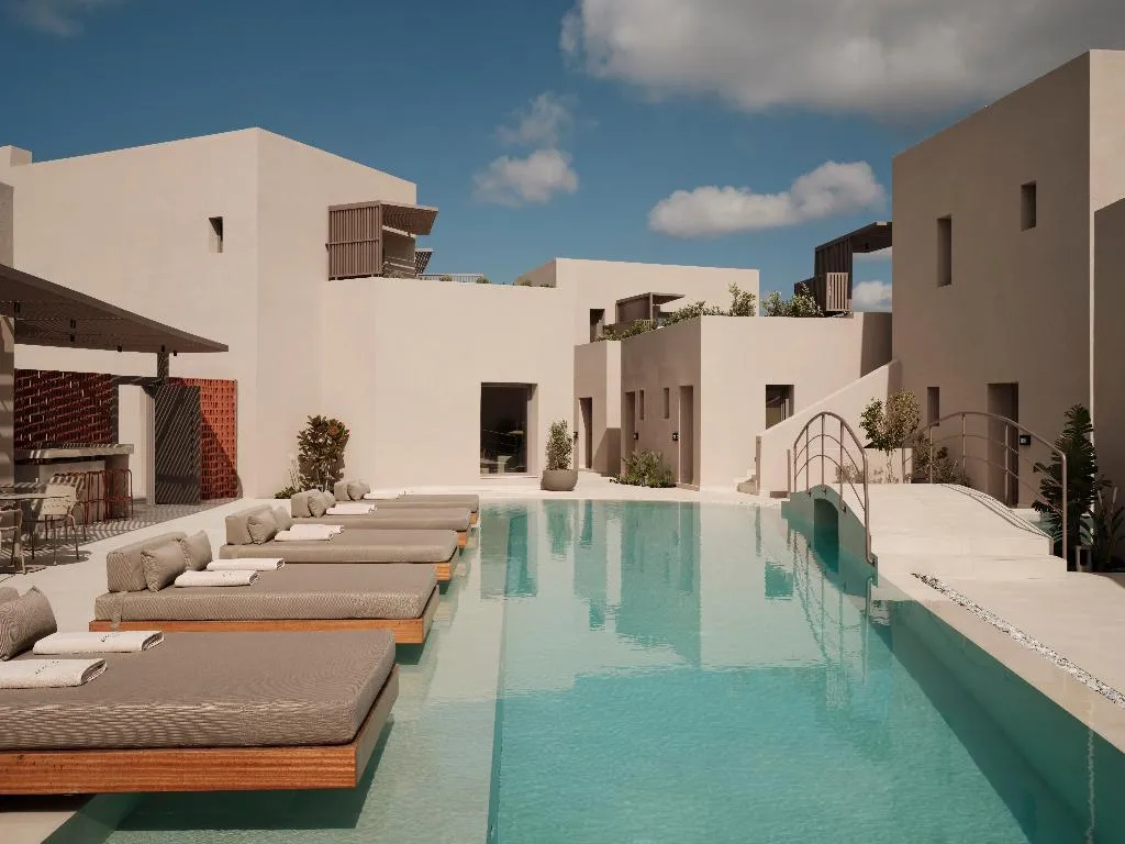Pool, Enarma Suites & Spa Wellness Retreat, Santorini