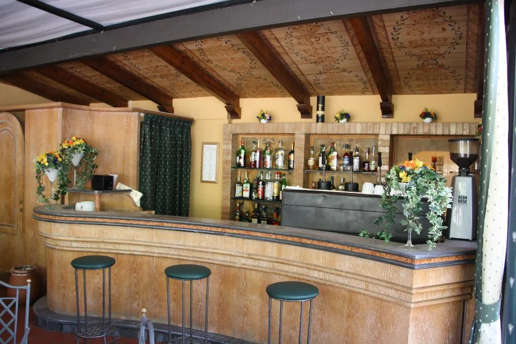 Bar, Culture Hotel Villa Capodimonte, Naples