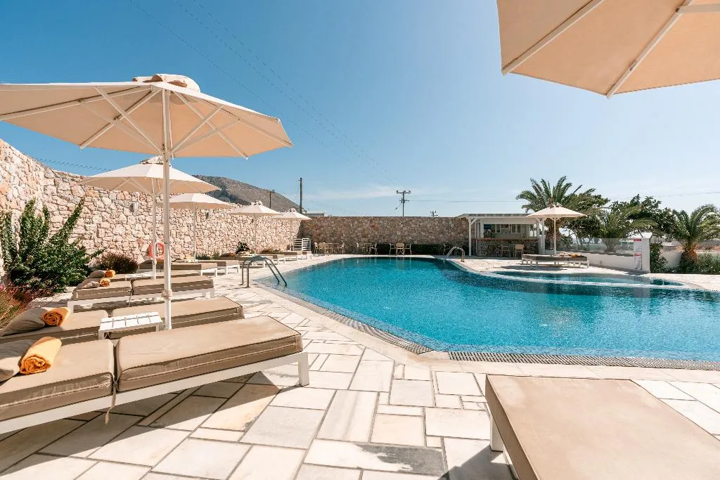 Pool, Margarenia, Santorini