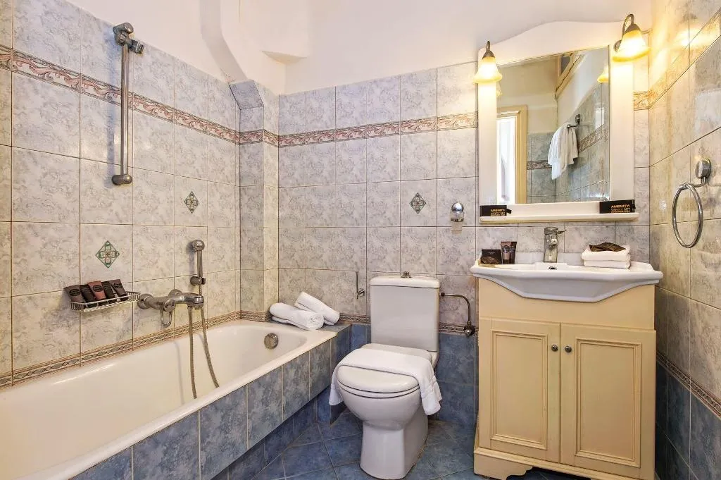 Room, Golden Grey Goose, Santorini
