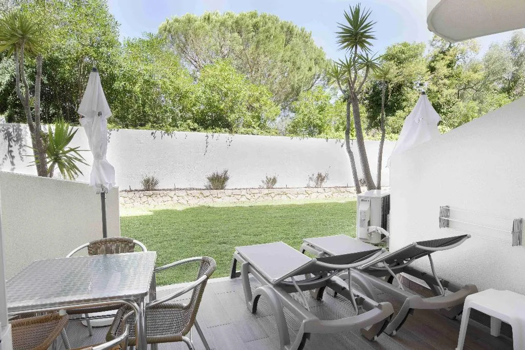 APARTMENT PREMIUM GARDEN VIEW Room, AlvorMar Apartamentos Turisticos, Algarve
