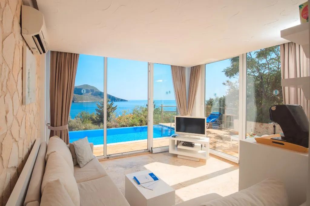 SUITE WITH PRIVATE POOL Room, Likya Pavilion Hotel, Dalaman