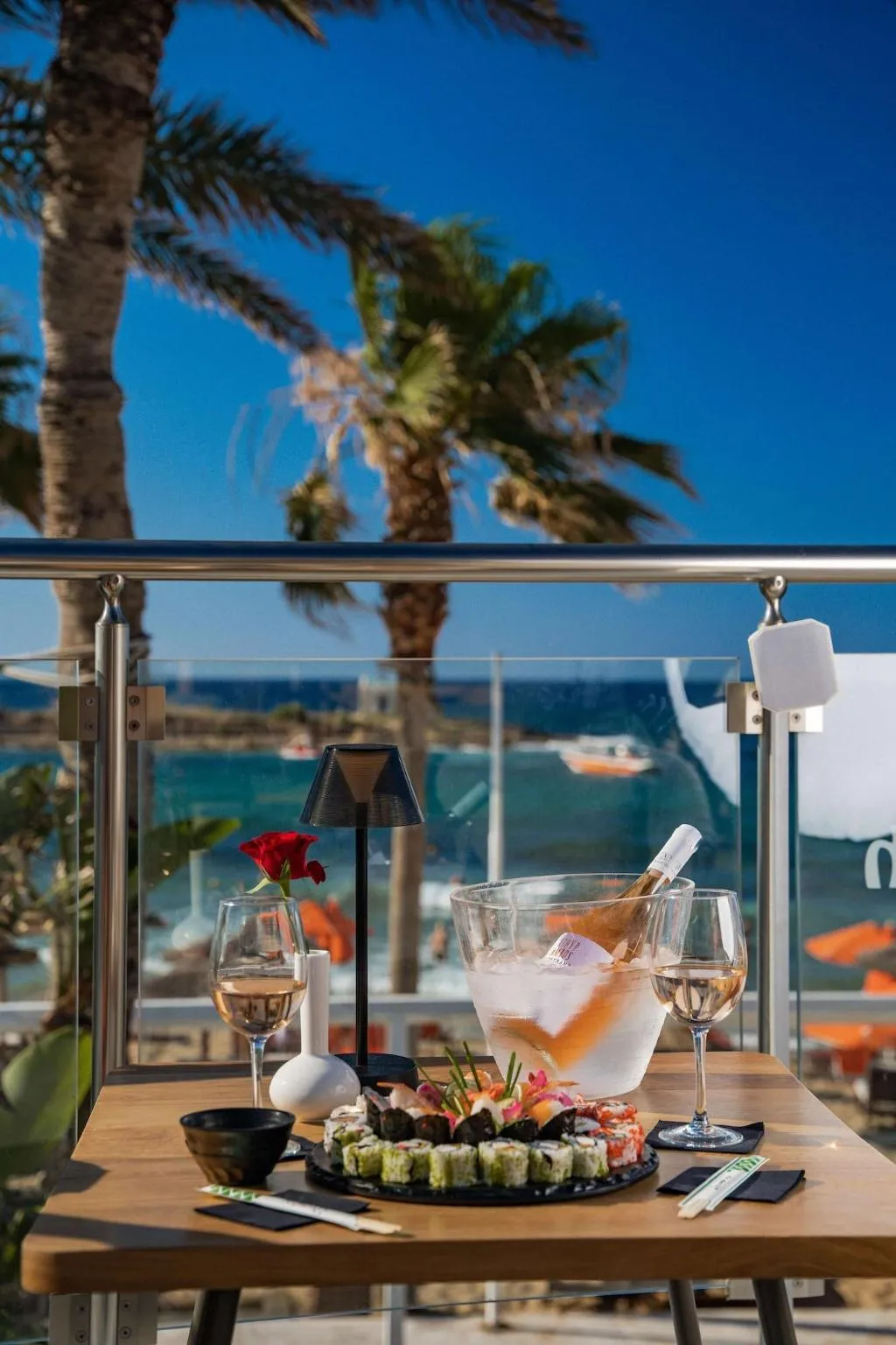 Bar, High Beach White, Crete