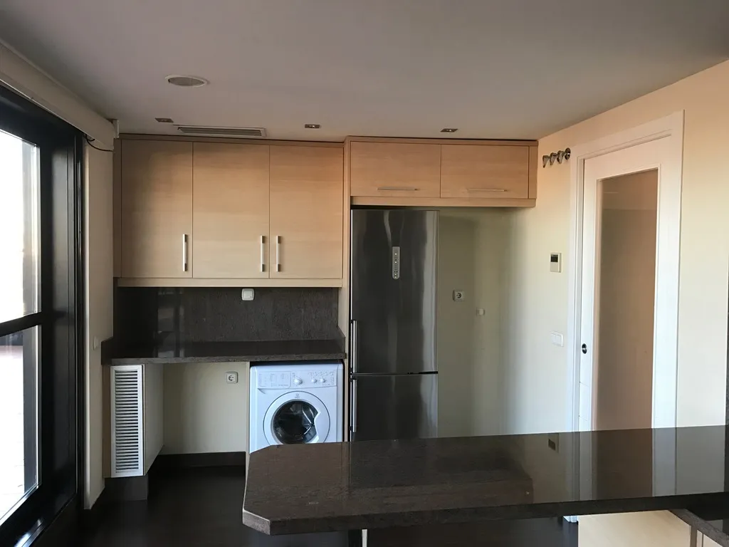 APARTMENT CAPACITY 6 Room, Valencia Rental, Valencia
