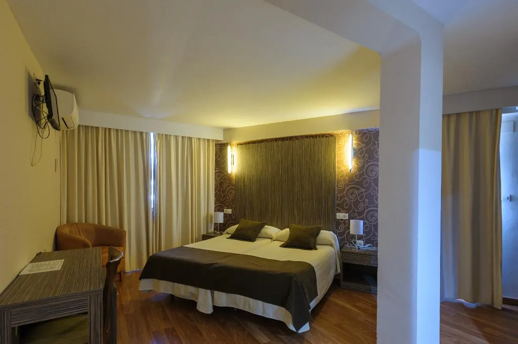 DOUBLE STANDARD Room, Costamar, Costa Del Sol