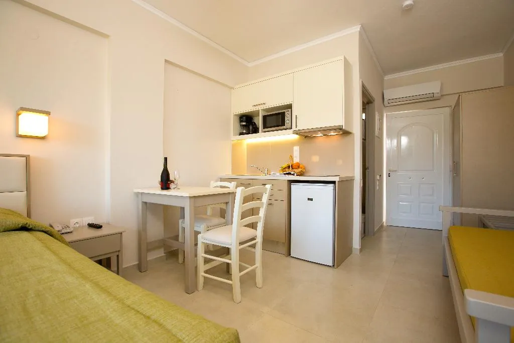 STUDIO SUPERIOR Room, Trefon Hotel Apartments & Suites, Crete