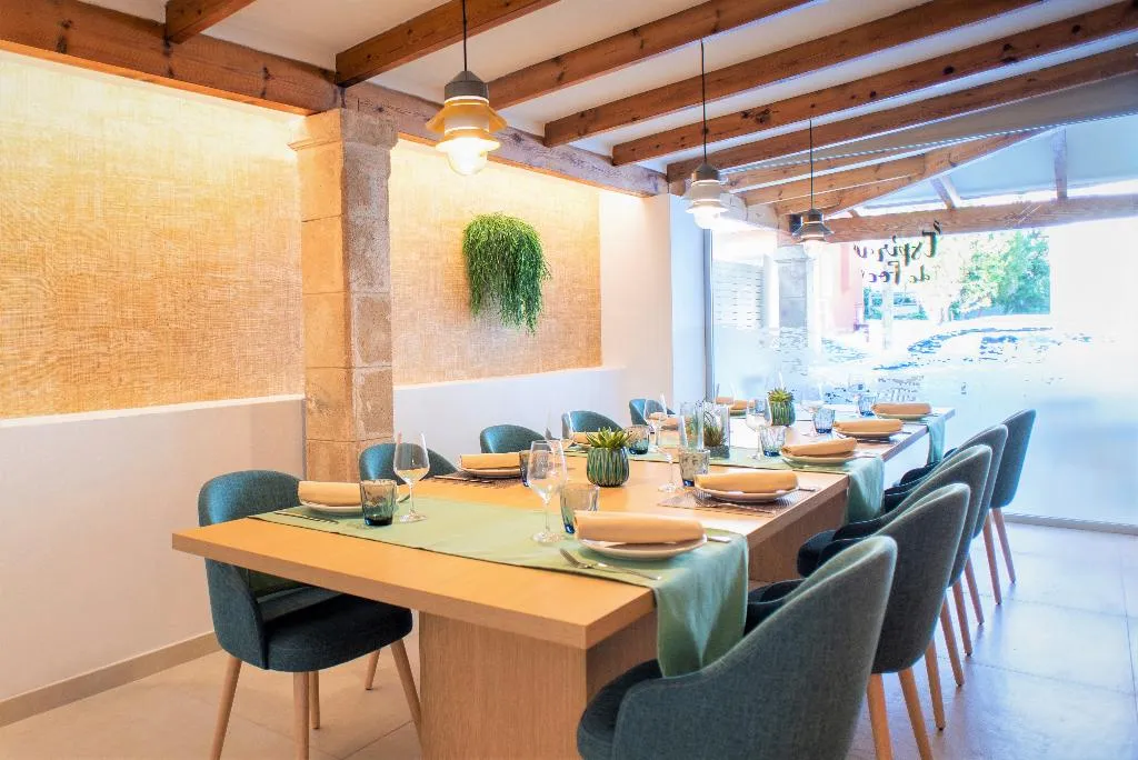 Restaurant, Seasun Aniram, Majorca