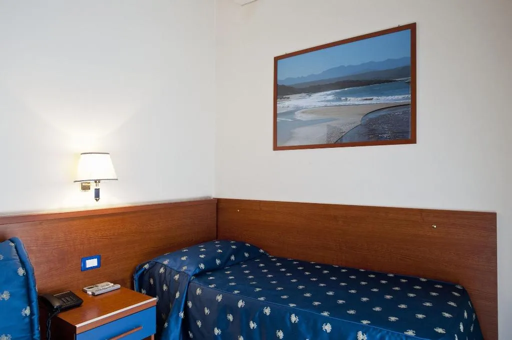 Room, Hotel 4 Pini, Rome