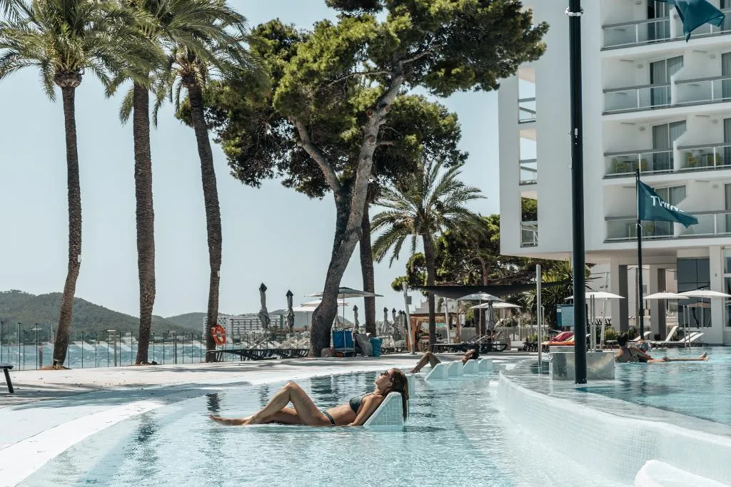 Pool, The Ibiza Twiins, Ibiza