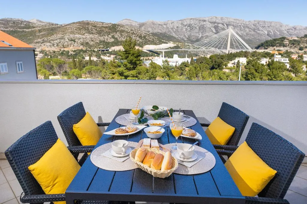 APARTMENT TWO BEDROOMS Room, Villa Erna, Dubrovnik