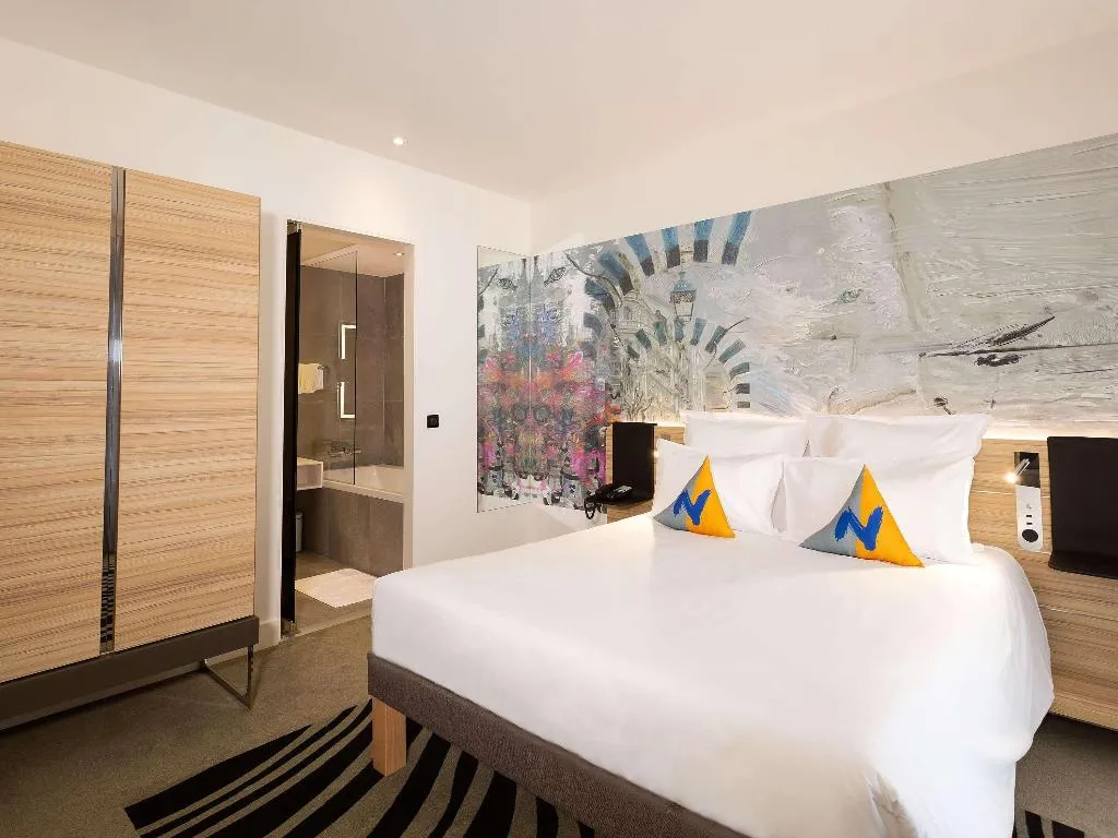 DOUBLE DELUXE Room, Novotel Tunis Lac, Tunisia