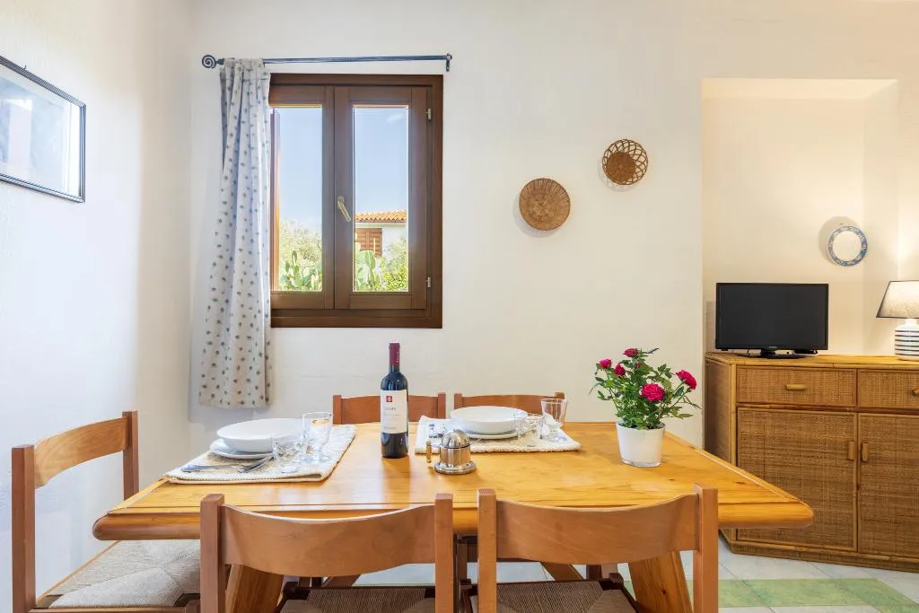 APARTMENT CAPACITY 4 Room, Appartamenti Tiffany, Olbia