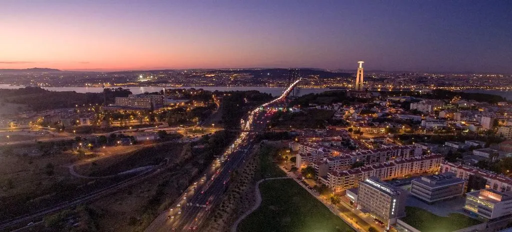 General view, Mercure Lisboa Almada Hotel, Lisbon