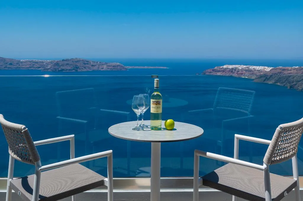 DOUBLE SEA VIEW Room, Gizis Cliffside Suites, Santorini