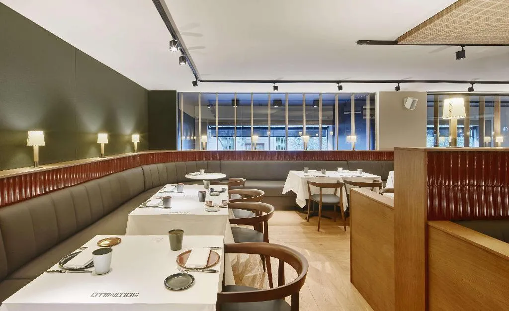 Restaurant, Alexandra Barcelona, Curio Collection by Hilton, Barcelona