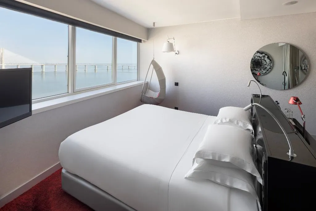 DOUBLE SUPERIOR Room, Myriad By Sana Hotels, Lisbon