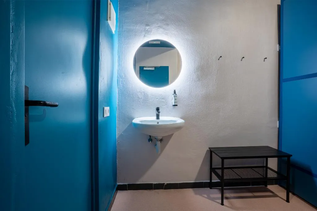 Bed in dormitory CAPACITY 8 Room, Malacuna Barcelona, Barcelona