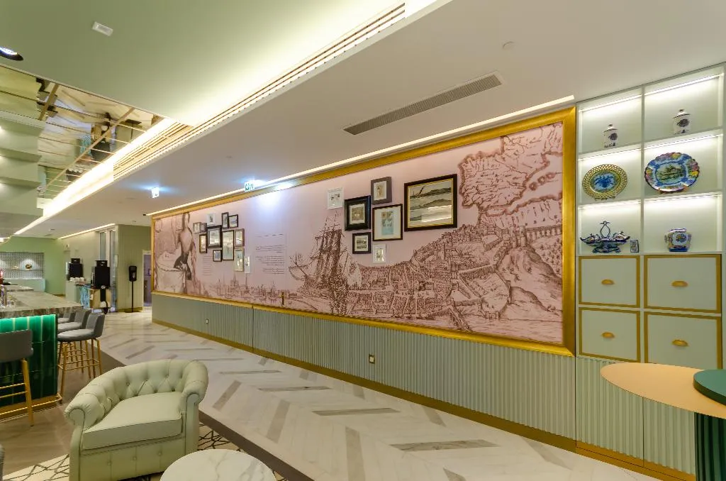 Lobby, The Emerald House Lisbon, Curio Collection by Hilt, Lisbon