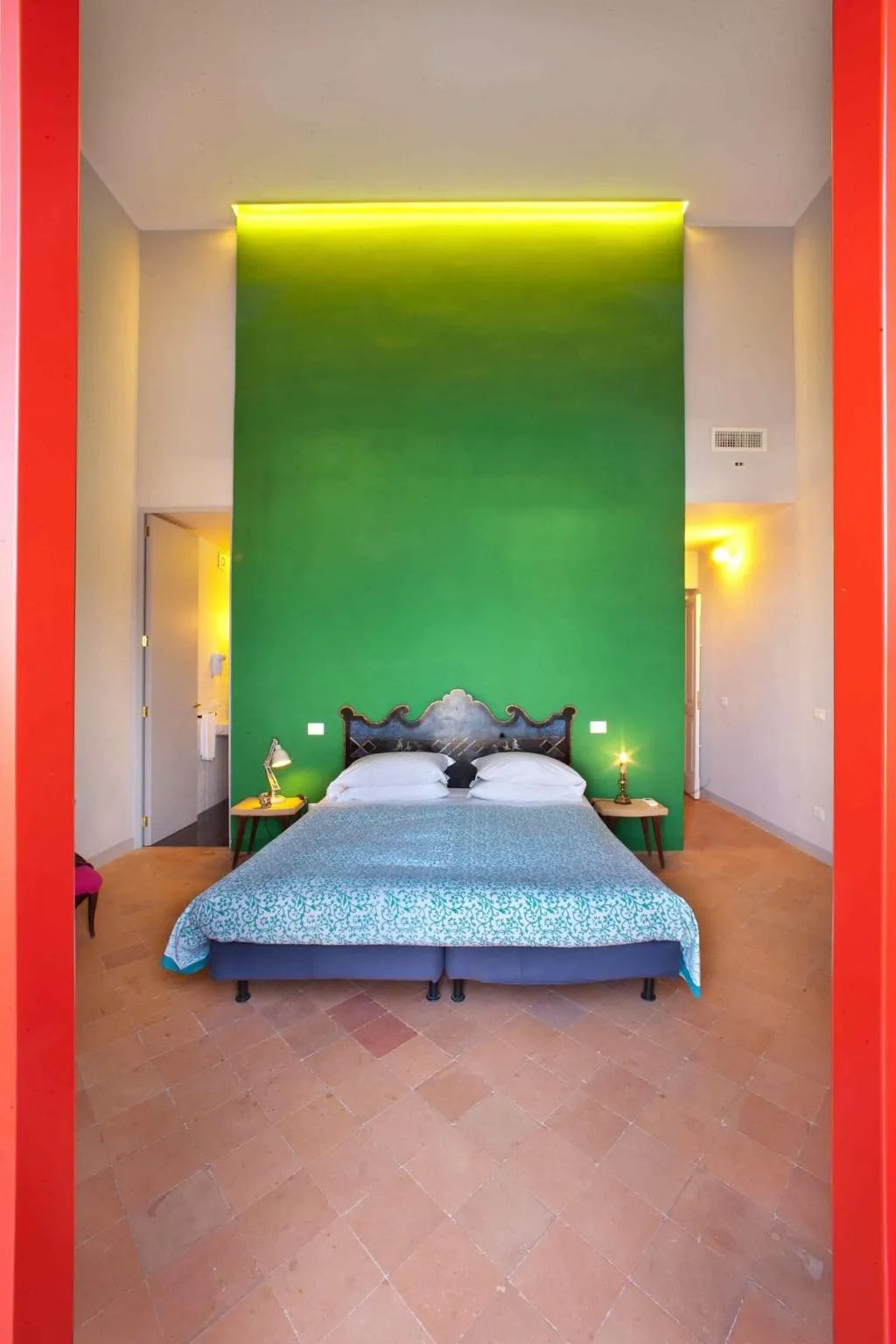 Room, Marina Piccola 73, Naples