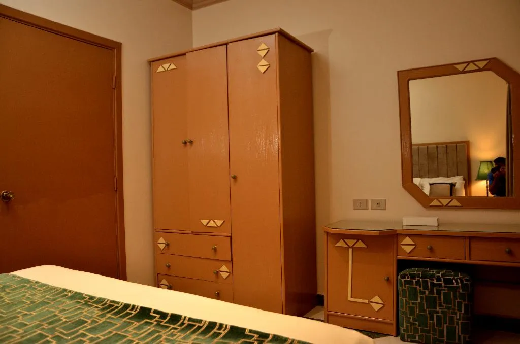 FAMILY ROOM CAPACITY 3 Room, Dive Inn Resort, Red Sea Riviera