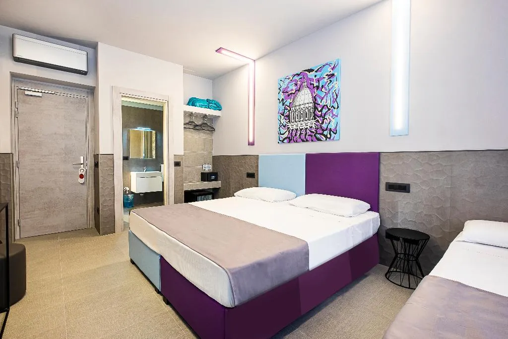 QUADRUPLE STANDARD Room, Relais Dei Papi, Rome
