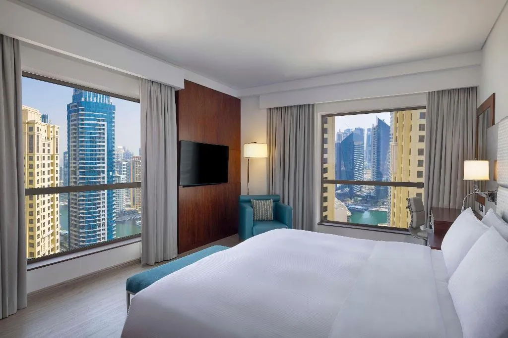 SUITE THREE BEDROOMS Room, Hilton Dubai The Walk, Dubai