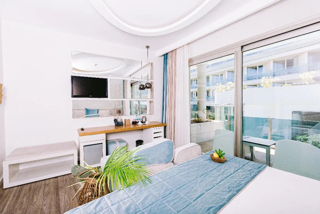 DOUBLE SUPERIOR GARDEN VIEW Room, Ilica Hotel Spa and Wellness Thermal Resor Cesme, Izmir