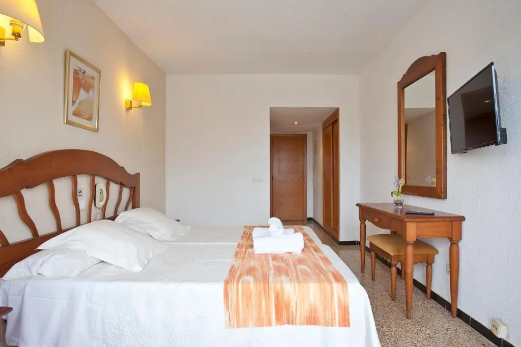 Double or Twin STANDARD Room, Playamar Hotel & Apartamentos, Majorca